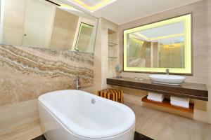 Koupelna v ubytování Le Meridien Bali Jimbaran