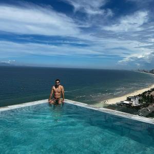 Πισίνα στο ή κοντά στο Alacarte Luxury Ocean View Condotel