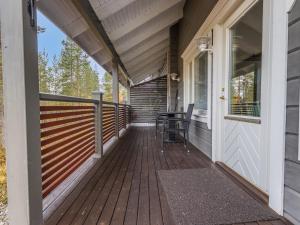Balkón nebo terasa v ubytování Holiday Home Päivänsäde 8 lapinkulta by Interhome
