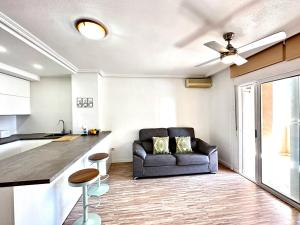 Posezení v ubytování Arenales del Sol Beach Apartment