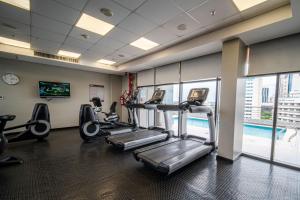 Фитнес-центр и/или тренажеры в Aloft Asuncion
