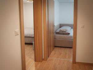 Letto o letti in una camera di Apartment Davinci-2 by Interhome