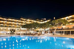 Bazén v ubytování Hotel Best Cap Salou nebo v jeho okolí