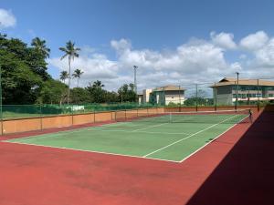 Tenis a/nebo squash v ubytování FLAT ECO RESORT PRAIA DOS CARNEIROS nebo okolí