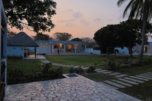 Zahrada ubytování Villa Martins, Inhaca, Mozambique