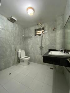 Phòng tắm tại Voi Hostel
