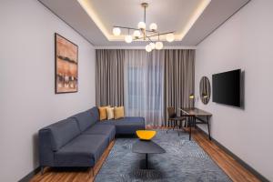 Four Points by Sheraton Lagosにあるテレビまたはエンターテインメントセンター
