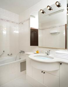 Vannituba majutusasutuses Hotel Cernigov