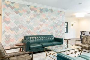 A seating area at Biddle Point Inn