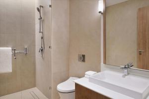 Ένα μπάνιο στο Element by Westin City Center Doha +37 φωτογραφίες