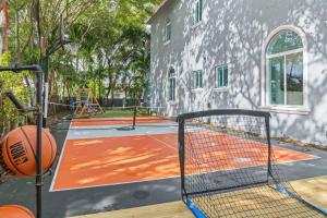 Fotografie z fotogalerie ubytování 7BD Paradise with Amazing pool Jacuzzi Games L32 v destinaci Tamiami + 45 fotografií