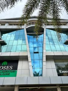 古鲁瓦尤尔Nakshatra Emerald的相册照片