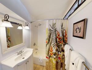 Koupelna v ubytování Hotel Moloka'i