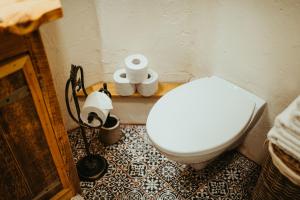 Kúpeľňa v ubytovaní Apartmán v Jungovom dome - v centre Štiavnice