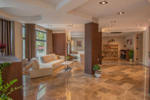 Posezení v ubytování Hotel Osetia Garden