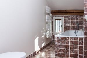 Kúpeľňa v ubytovaní Gîtes Isatis + 32 fotografií