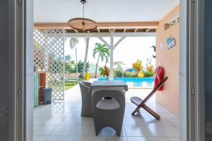 Bassein majutusasutuses Villa Sable et Colibris või selle lähedal