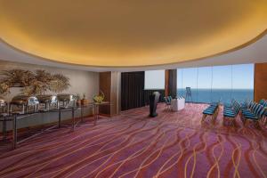 Predel za sedenje v nastanitvi Radisson Hotel Colombo