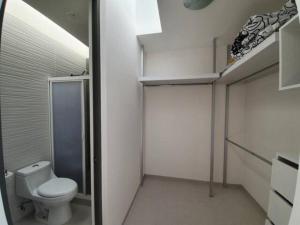 Vonios kambarys apgyvendinimo įstaigoje Amplia Casa Moderna c/ Piscina y Lindos Jardines
