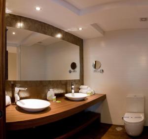 Koupelna v ubytování Hotel Os Olivos