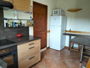 Dapur atau dapur kecil di Appartement Corrençon-en-Vercors, 3 pièces, 7 personnes - FR-1-761-7