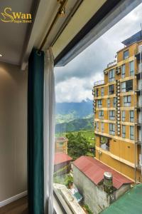Nespecifikovaný výhled na hory nebo výhled na hory při pohledu z hotelu