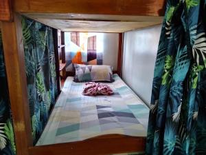 Gallery image of Estrelle Orange House - Backpackers Hub in Puerto Princesa City