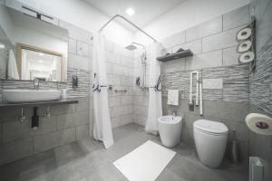 A bathroom at Il Sogno