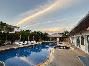 Fotografie z fotogalerie ubytování Rawai pool Villa ve městě Phuket