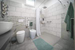 A bathroom at Il Sogno