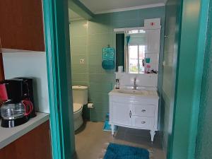 Ένα μπάνιο στο The blackbird's nest