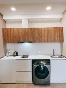 Cucina o angolo cottura di Crystal Loft Apartment Block A 512