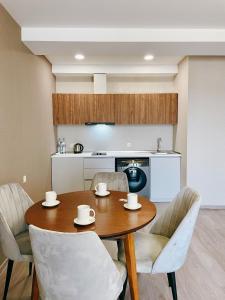 Kuchyň nebo kuchyňský kout v ubytování Crystal Loft Apartment Block A 512
