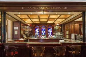 Salone o bar di Wynn's Hotel