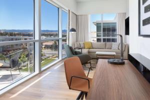 Hyatt Centric Mountain View的休息区