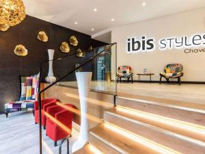 akritkritkritkritkritkrit store est akritkritkritkritkritkritkritkrit store dans l'établissement ibis Styles Chaves, à Chaves