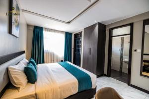 Hotel Lourdes, Siaya客房内的一张或多张床位