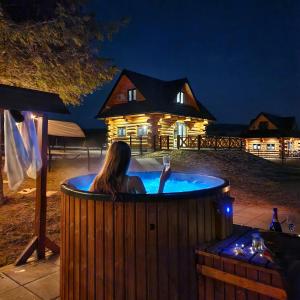 Φωτογραφία από το άλμπουμ του NOVAK CHALET domki z balią Krynica Zdrój σε Banica