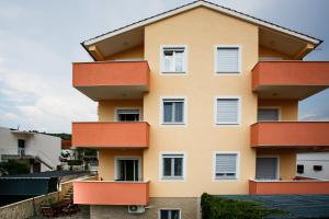 Budova, kde se apartmán nachází