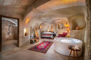 Koupelna v ubytování Carna Cave Hotel Cappadocia + 37 fotografií