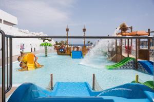 a large water park with a water slide at Best Club Vacaciones Pueblo Indalo in Mojácar