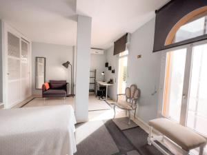 Postel nebo postele na pokoji v ubytování Beautiful villa close to Puerto Banús + 37 fotografií