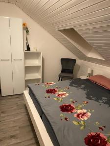 Postel nebo postele na pokoji v ubytování Carolinensiel/Harlesiel