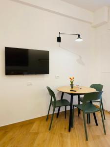 Et tv og/eller underholdning på Galatola Suite