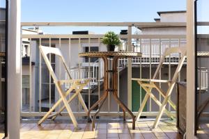 A balcony or terrace at Casa di Crissy - centro Como