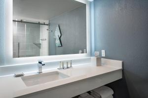 Koupelna v ubytování Marriott Anchorage Downtown