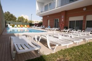 Bazen u ili blizu objekta Studio 17 by Atlantichotels - AL