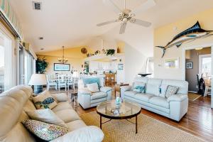 Gallery image of Eternal Sunset in Surf City