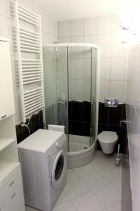 Koupelna v ubytování Centar Vodice Apartmani + 37 fotografií
