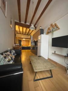 A kitchen or kitchenette at Espectacular Estudio en Antigua Casa de Correos